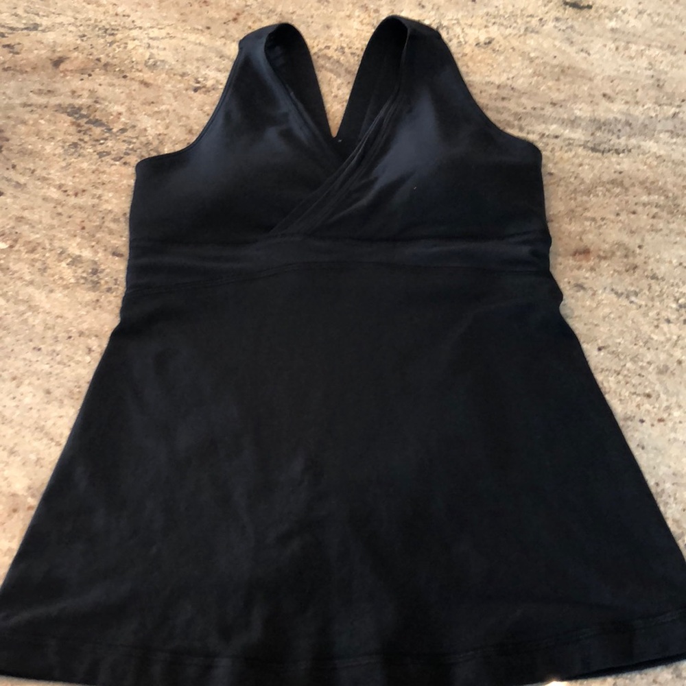 Lululemon Black tank